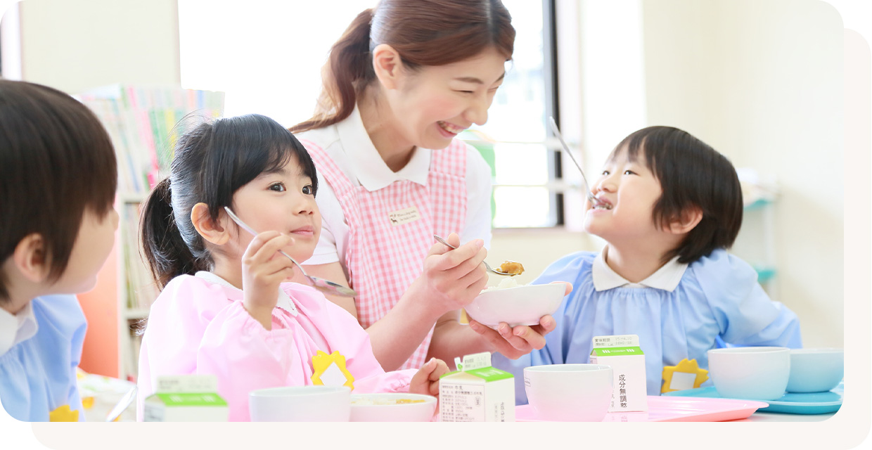 幼稚園給食イメージ